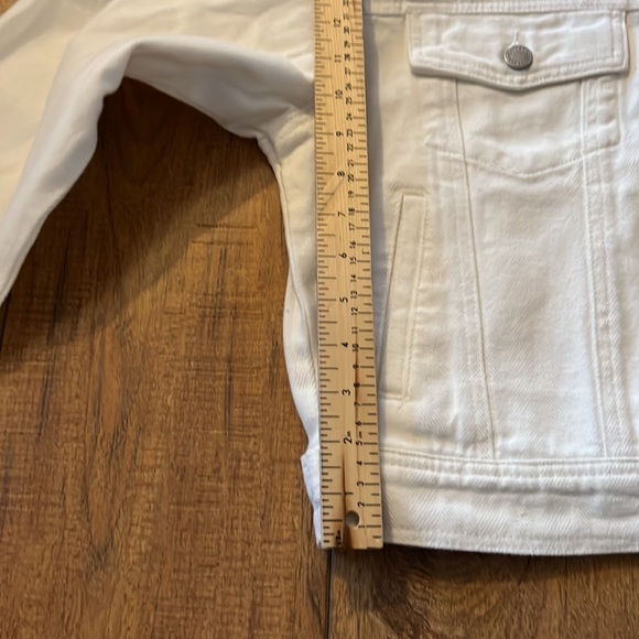 NWT Judy Blue White Denim Jacket Medium Cropped - Picture 8 of 14